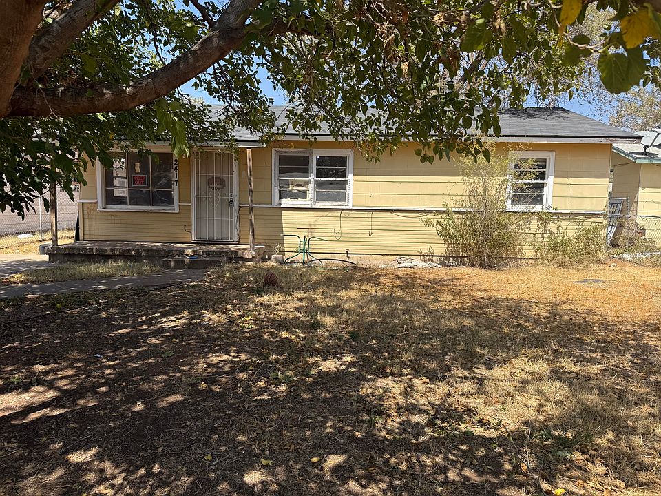 2nd image of 2417 E 29th St