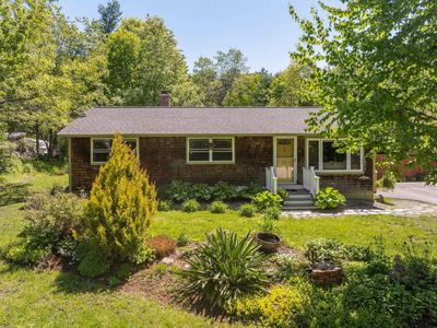 27 Langs Lane, Newmarket, NH, 03857