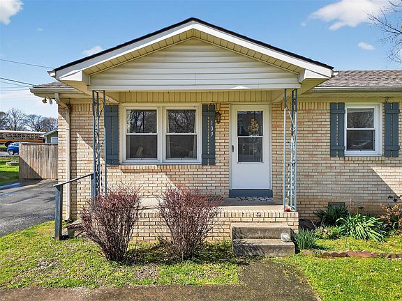 4th image of 109 Baker Dr