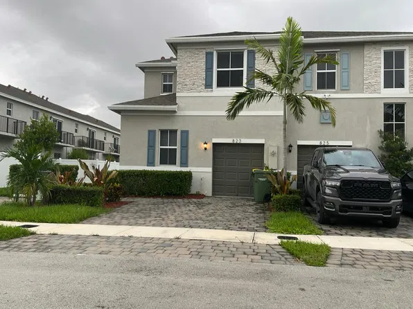 823 SE 17th St, Homestead, FL 33034
