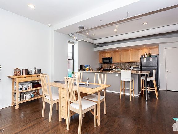 2019_2_20_811_S_Lytle_Unit_201_7