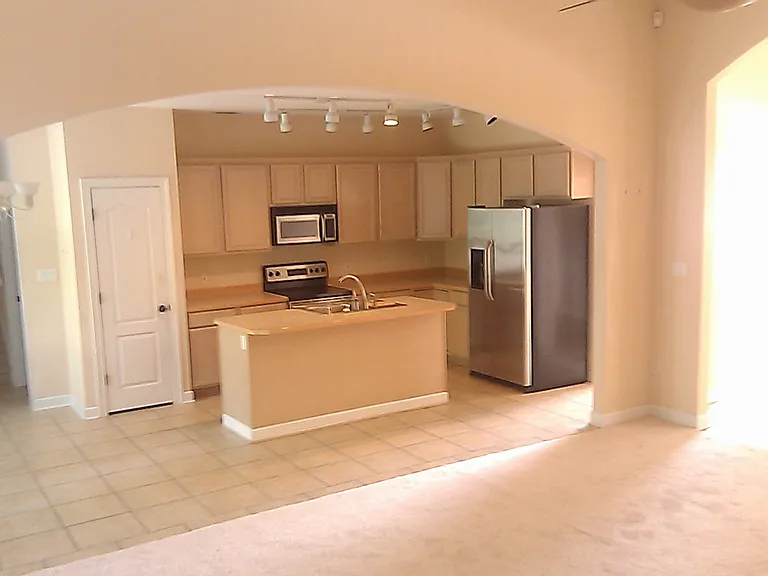 4006 Xavier Ct — Photo 5