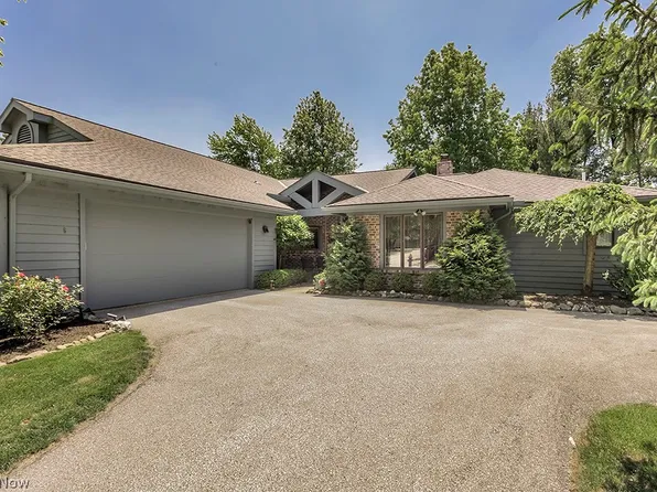 6 Stratford Ct, Beachwood, OH 44122