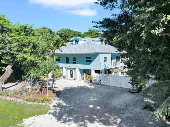 593 Bonito Ave, Key Largo, FL 33037