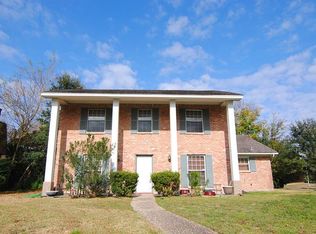 14402 Piping Rock Ln, Houston, TX 77077