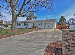 59 Sunset Dr, Streator, IL 61364