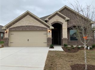 3406 Brighton Dr, Midlothian, TX 76065