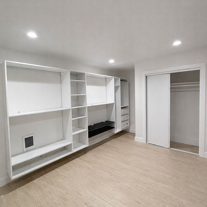 2nd image of 401 Commercial Ave #15