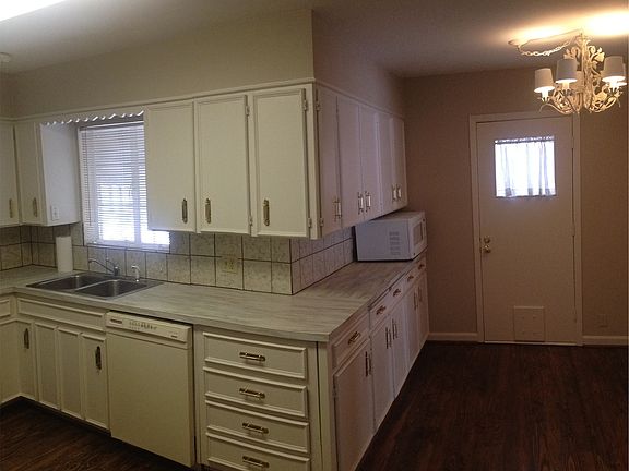 5th image of 6620 Northridge Dr