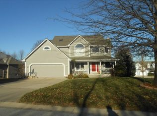 2705 S Stoneridge Dr, Blue Springs, MO 64015