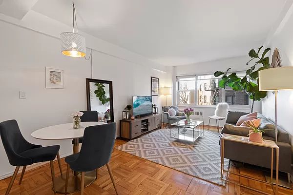 1st image of 10 Plaza St E APT 4G