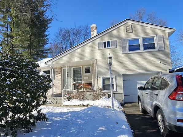 11 Ash Drive, Windsor, CT 06095