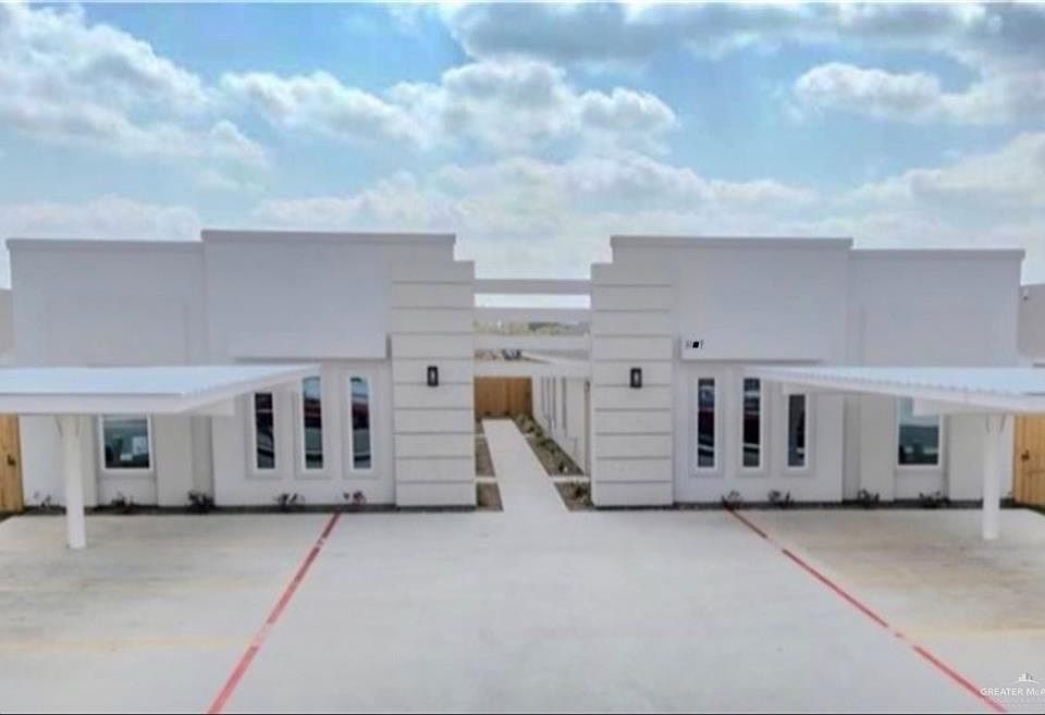 1st image of 3209 Briggs Rd