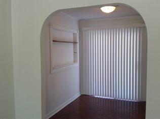 6203 Woodward Ave, Downers Grove, IL 60516