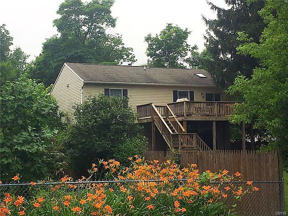 2nd image of 107 South St