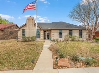 1657 Crosshaven Dr, Lewisville, TX 75077