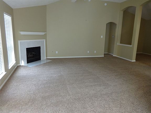 3rd image of 3006 Davey Oaks