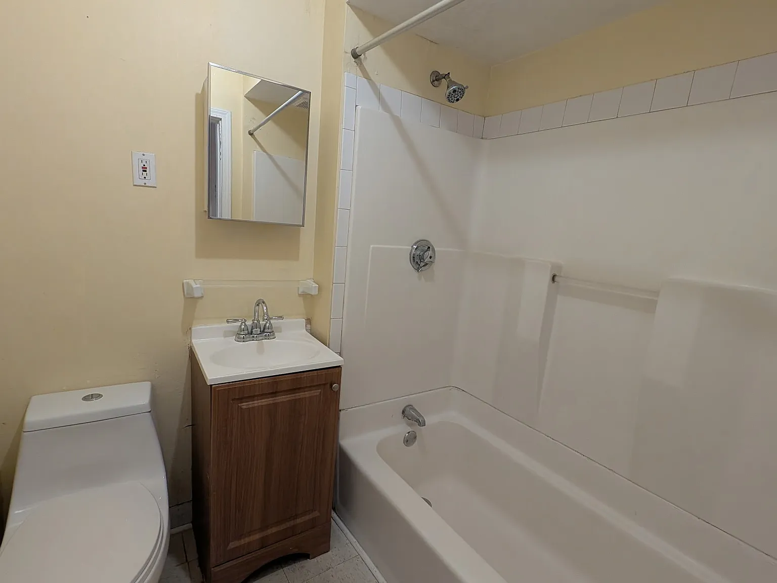 2 bed, 1200 sqft, $2,625 — Photo 2