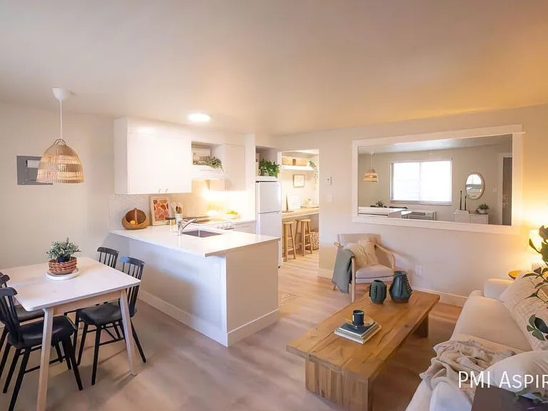 1335 N Gaylord St #102 — Photo 4