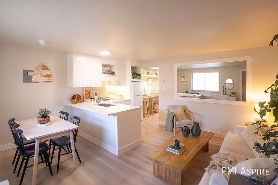 1st image of 1335 N Gaylord St #304