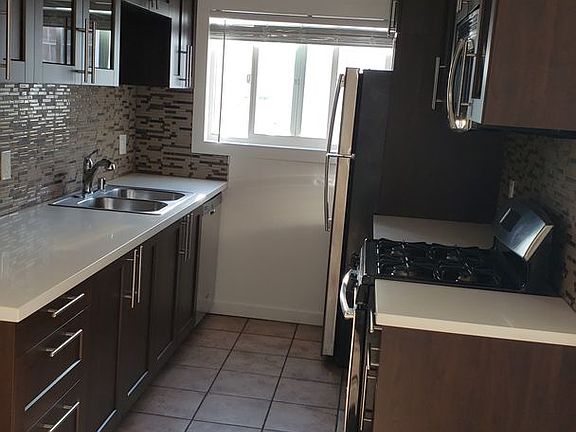 4th image of 8843 Alcott St #8843A09