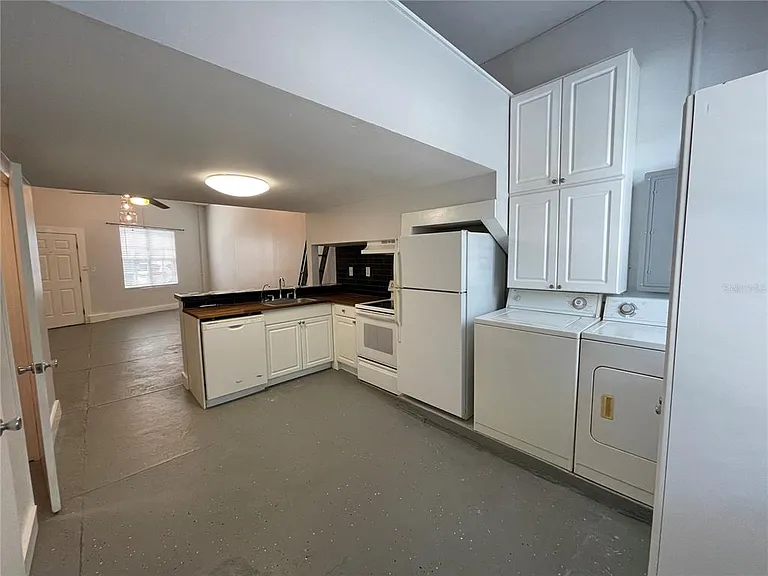 2305 W Texas Ave #5 — Photo 13