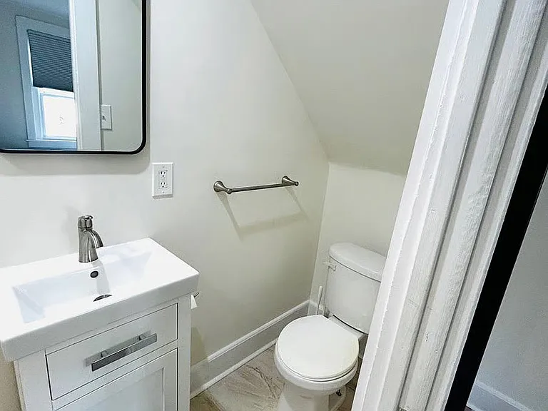 525 N Broad St — Photo 7
