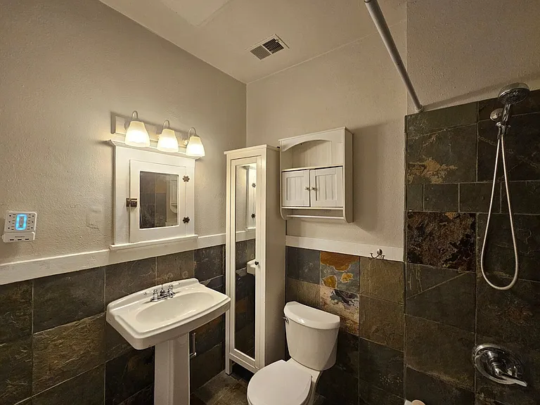 4288 N Hooker St #1 — Photo 8