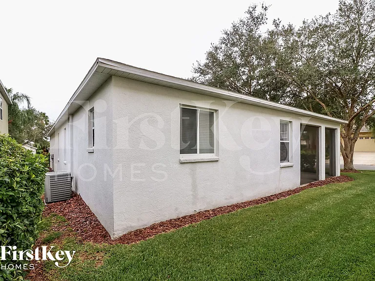 1080 Clearpointe Way — Photo 15