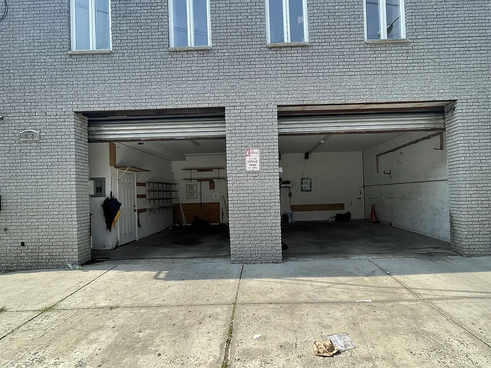 315 Forrest St