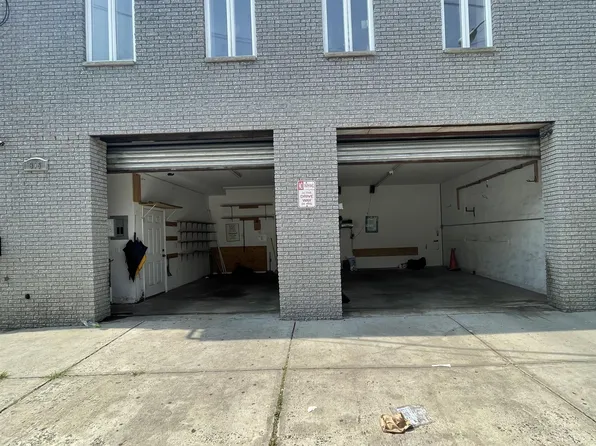 315 Forrest St, Jersey City, NJ 07304