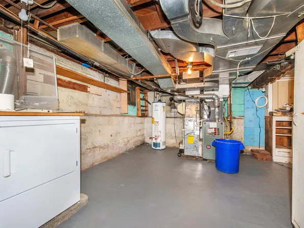 70 Gerard Rd, Nutley, NJ 07110