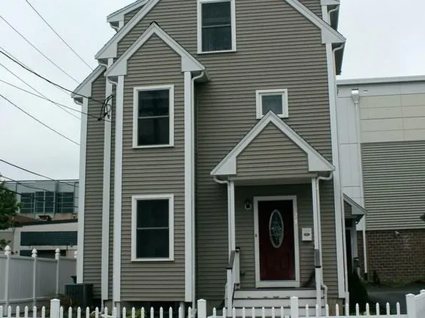 27 Antwerp St, Brighton, MA 02135