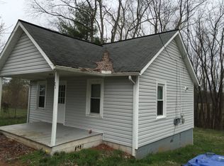 21 Grandview St, N Wilkesboro, NC 28659