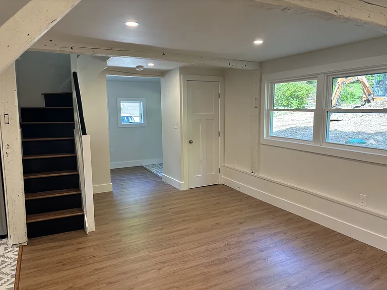 36 E Shore Rd #B — Photo 17