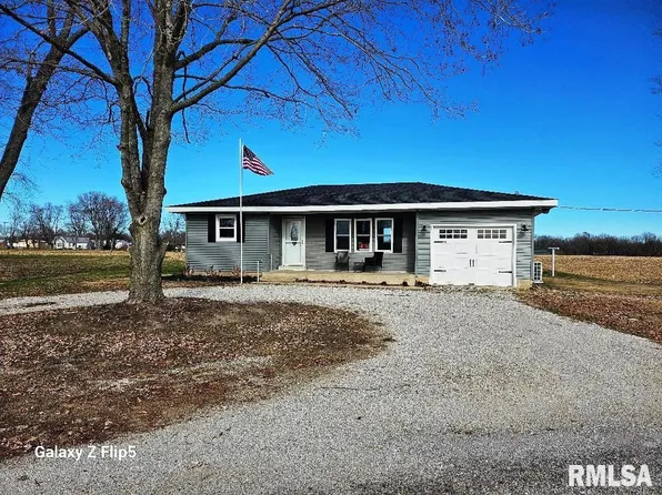 142 Burrell St, Hettick, IL 62649