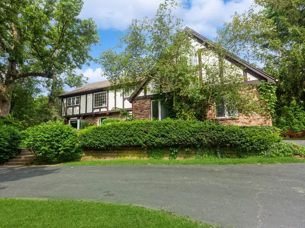 1608 Hedg Ct, Naperville, IL 60565