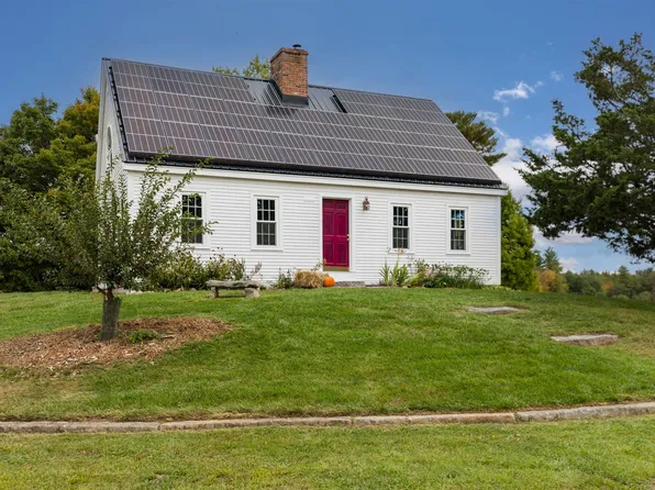 31 Doe Farm Lane, Newmarket, NH 03857