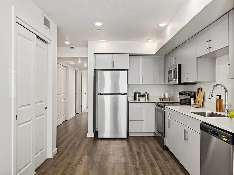Falcons Landing Apartments — Photo 5