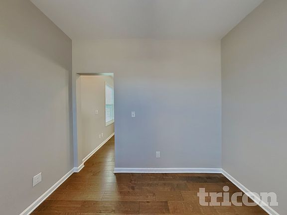 5th image of 277 Crawford Pkwy