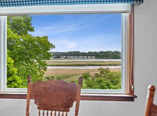 206 Bridgeview Pl, Stratford, CT 06614