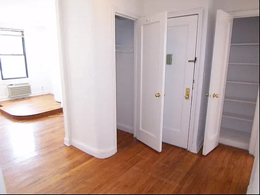 Rented by JM Preston Properties LLC | media 22