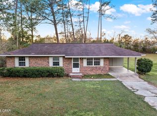 750 Gilbert Dr, Chipley, FL 32428