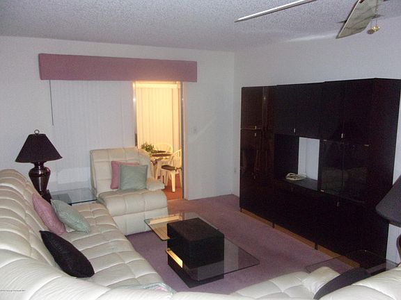 3rd image of 12404 Eagleswood Dr