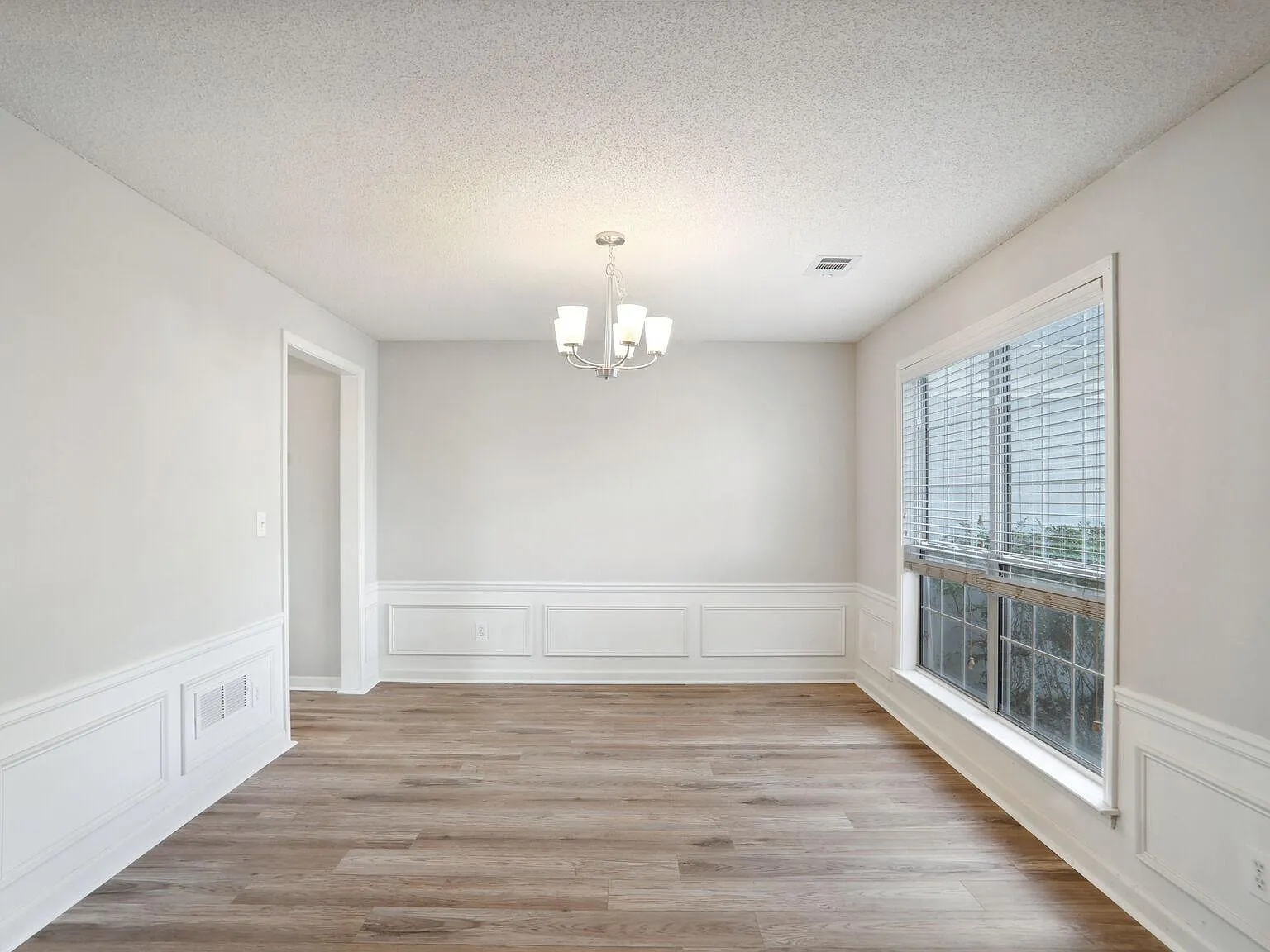 11600 Carriage Park Ln — Photo 3