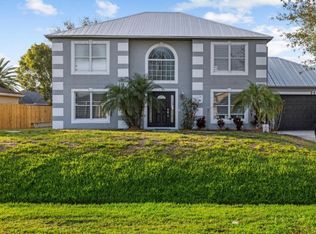 379 SW Ridgecrest Dr, Port Saint Lucie, FL 34953