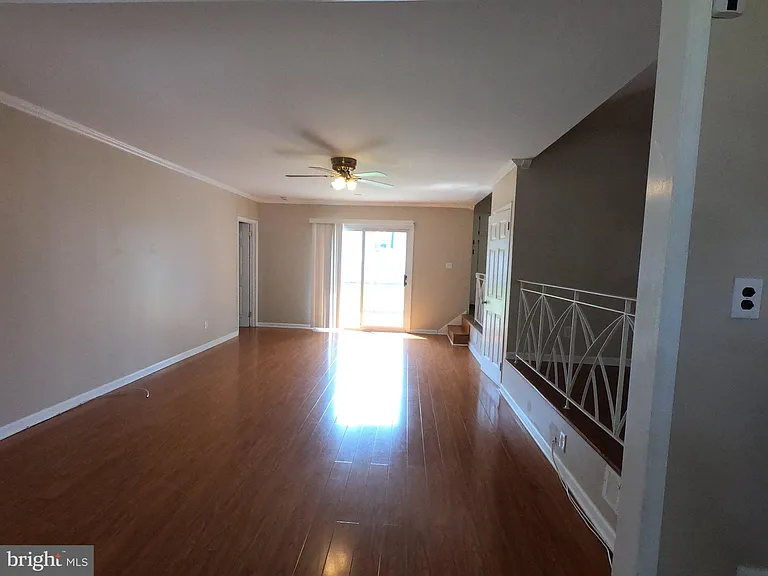 436 S Suffolk Dr — Photo 21