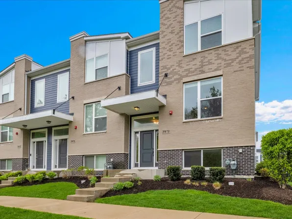 29W710 Cambridge Ct, Warrenville, IL 60555