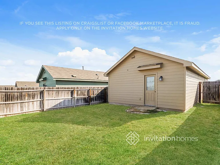 5445 Verdugos Palace — Photo 17