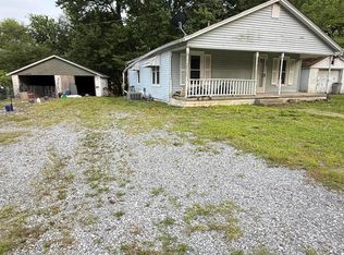 203 Gilbert St, Hazel, KY 42049